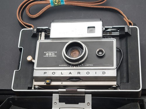 Vintage polaroid automatic 250 - polaroid,