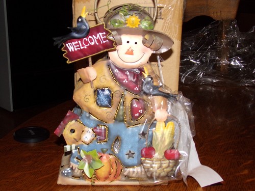 New the box - scarecrow, tin
