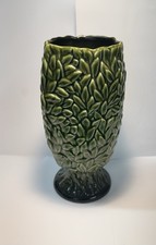 Sylvac 3842 Pottery Vase Green Leaf Vintage Excellent Condition