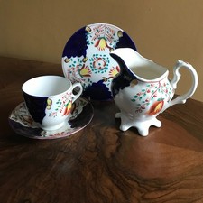 Gaudy Welsh Tulip pattern