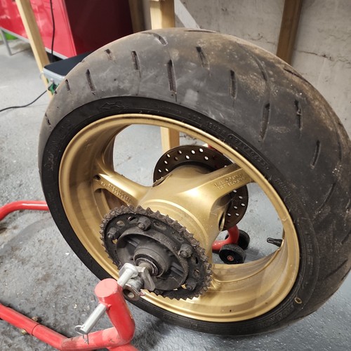 Honda cbr 1000 wheel - 1000,