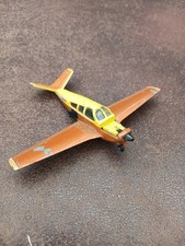 Dinky toys beechcraft 35 - beechcraft, s