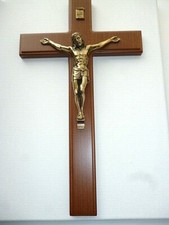 WALL CRUCIFIX    11"    Dark