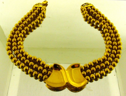 Vintage tri strand - strand, beaded