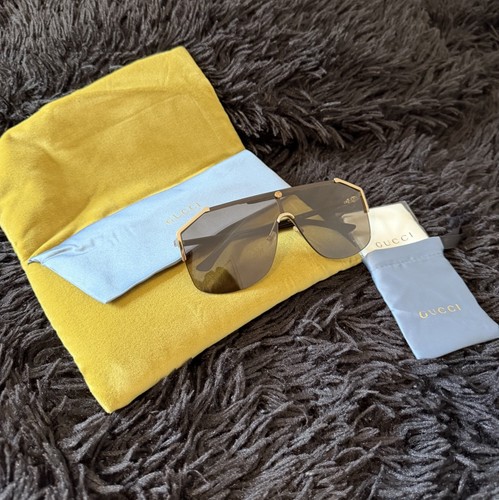 Gucci oversized shield - gucci,