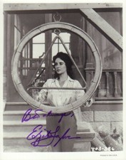 ELIZABETH TAYLOR Autographed