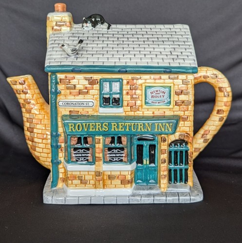 Rovers return inn teapot - rovers,
