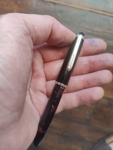 Ero burgundy black marble - &,