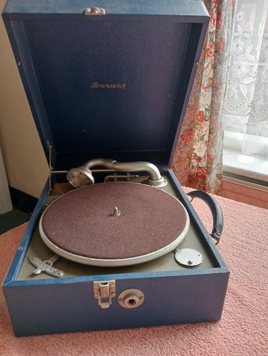 Decca brunswick antique - brunswick,