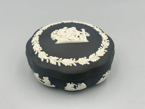 Wedgwood jasperware black - wedgwood,
