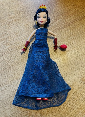 Rare disney descendants royal - disney,