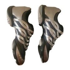 Block Dance Sneaker Twist Shoe