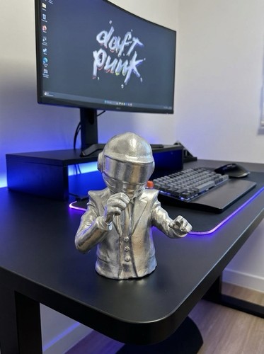 Daft punk helmet figure - punk,