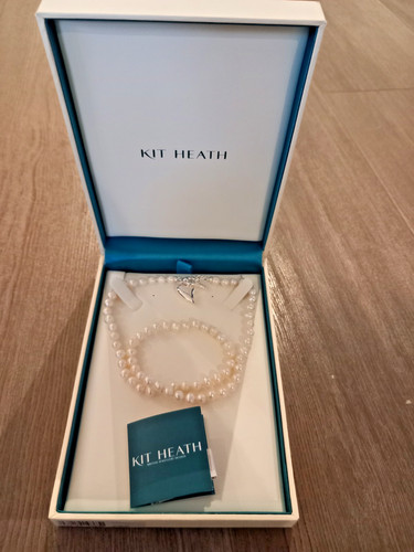 Bnwt rrp 149 - bnwt, pearl