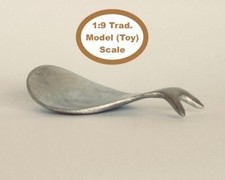 HORSING AROUND Traditional 1:9