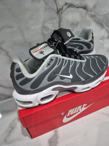Nike tns trainers size grey - nike,