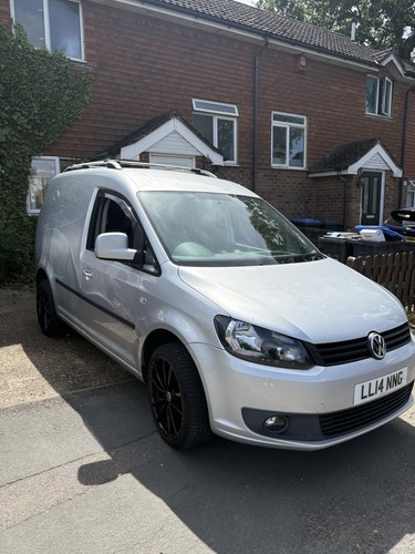 Caddy 2014 c20 high line - vw,