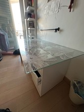 82x160cm / 32x63in IKEA desk