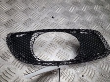 MERCEDES C-CLASS COUPE 02-08 FOG LIGHT BEZEL FRONT PASSENGER SIDE A2038851553