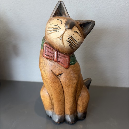 Vtg hand carved wooden brown - vtg, hand-carved