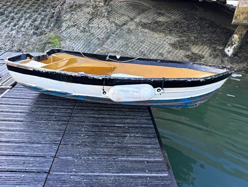 Fibreglass dinghy 2 4w - fibreglass, l