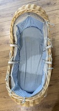 Extra Large Moses Basket & Mattress, Blue Lining, Wicker 90 x 48cm & Delivery