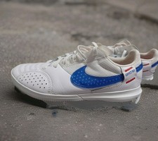 NIKE GATO FOOTBALL TRAINERS - UK 4 - EU 36.5 - VGC - AIR MAX JORDAN BOOTS FUTSAL