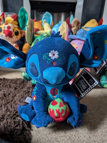 Stitch crashes disney snow - disney,