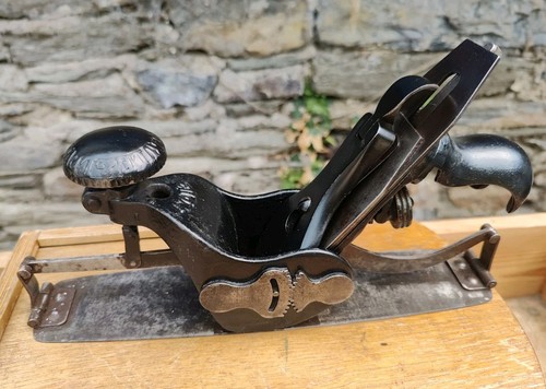 Stanley patent 1892 113 - patent,