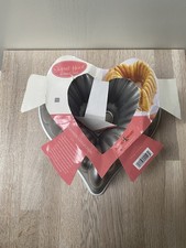 Brand New Nordic Ware Elegant