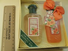 VINTAGE YARDLEY FRAGRANT