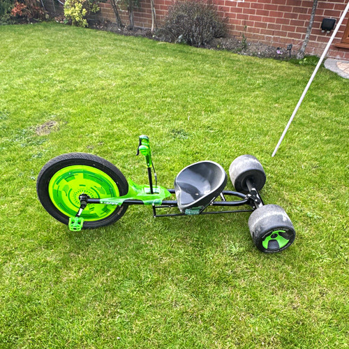 Green pedal drift trike - green,