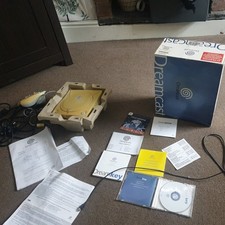 sega dreamcast console boxed