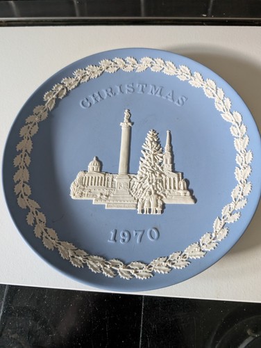 Wedgwood jasperware blue - wedgwood,