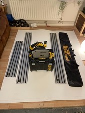 Dewalt DWS520KT Plunge Saw 240V With x3 Guide Rails Connector Clamps & Bag