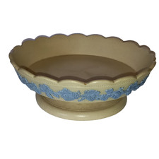 HIGHLY COLLECTABLE, GREY & BLUE JASPERWARE, BON BON DISH
