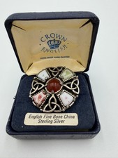This piece is a vintage Crown