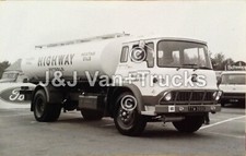 Vintage lorry photograph - lorry,