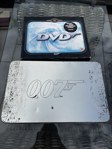 James bond 007 - james, special