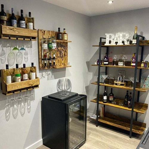 Reclaimed pallet wood - , spirit