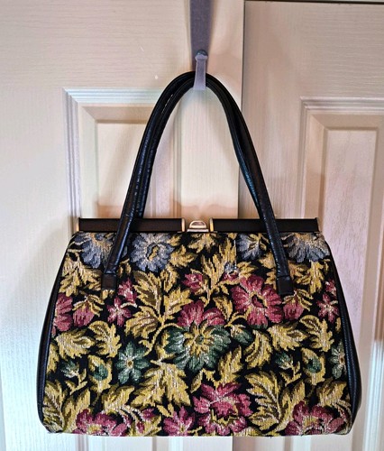 Women floral tapestry top - floral,