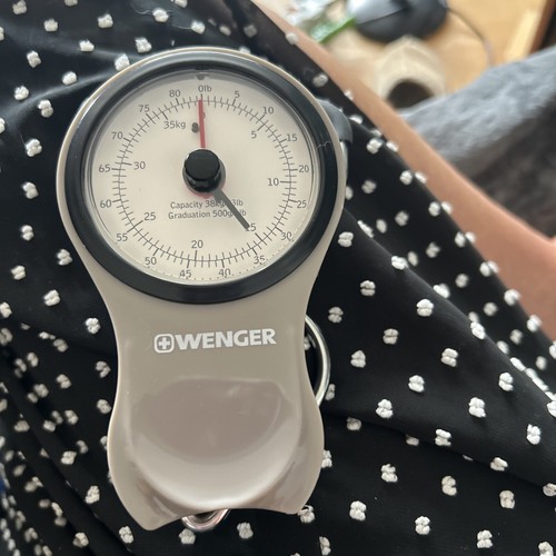 Wenger luggage scale - scale, tape