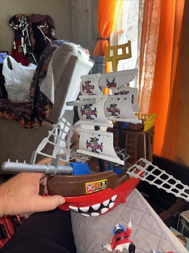 Vintage unimax toys pirate - unimax,