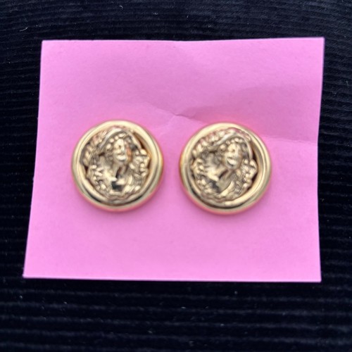 Vintage gold tone art - vintage,