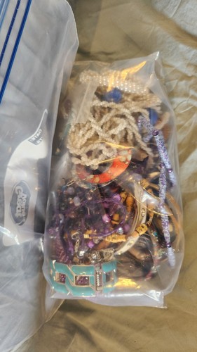 2lb lot vintage modern - 2lb,