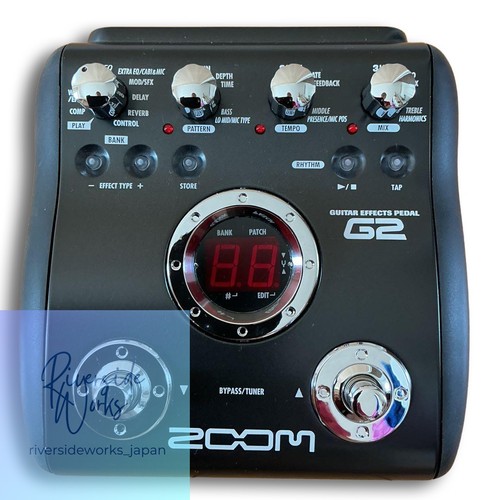 Zoom guitar effects pedal - guitar,