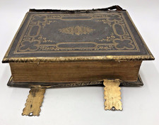 Leather Bound Illustr. Family