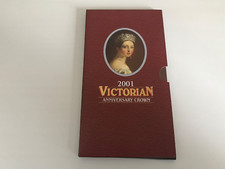 ~Simply Coins ~ 2001 QUEEN VICTORIA  FIVE 5 POUND COIN IN ROYAL MINT PACK