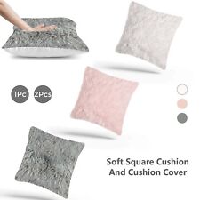 18" x 18" Fluffy Filled Square