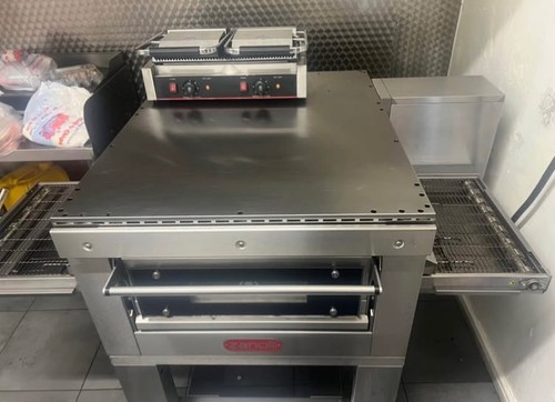 Commercial pizza oven - pizza,